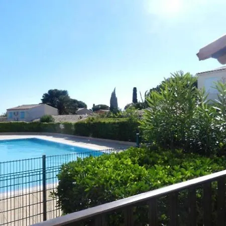 Semesterbostad Mitoyenne T3 Avec Piscine Et Parking - Fr-1-607-49 Agde